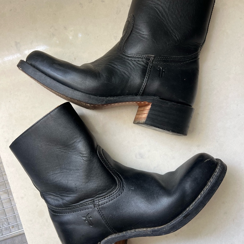 Frye Campus Short Leather Boots- Black, 9